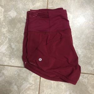 sold out online!! lulu shorts 4”